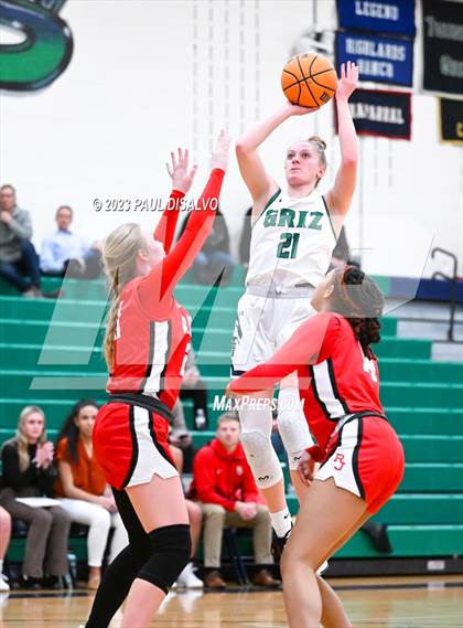 Thumbnail 2 in Regis Jesuit @ ThunderRidge photogallery.
