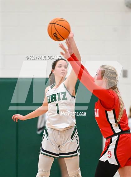 Thumbnail 2 in Regis Jesuit @ ThunderRidge photogallery.