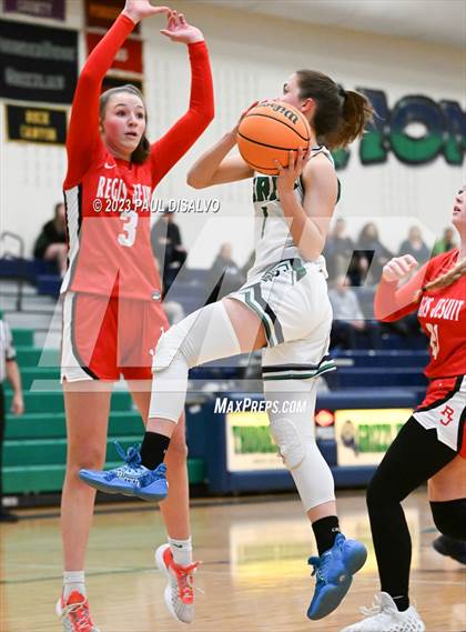Thumbnail 1 in Regis Jesuit @ ThunderRidge photogallery.