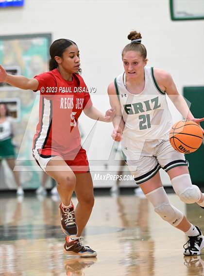 Thumbnail 1 in Regis Jesuit @ ThunderRidge photogallery.