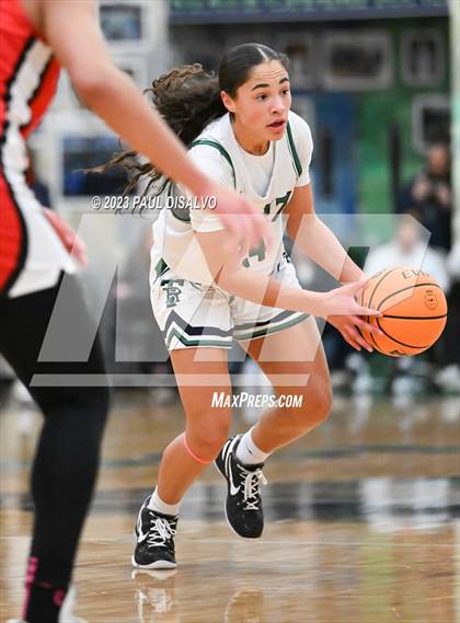 Thumbnail 2 in Regis Jesuit @ ThunderRidge photogallery.