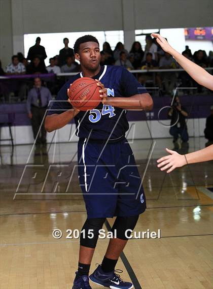 Thumbnail 3 in Righetti vs. Compton photogallery.