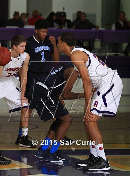 Thumbnail 3 in Righetti vs. Compton photogallery.