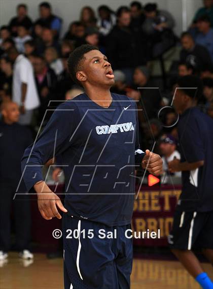 Thumbnail 2 in Righetti vs. Compton photogallery.