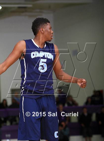 Thumbnail 2 in Righetti vs. Compton photogallery.