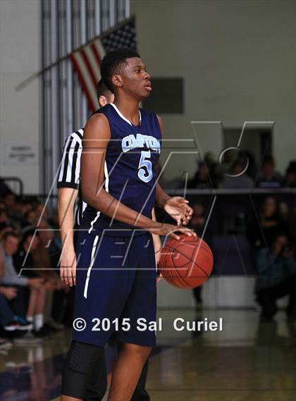 Thumbnail 3 in Righetti vs. Compton photogallery.