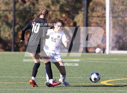 Thumbnail 3 in Archbishop Mitty vs. St. Mary's photogallery.