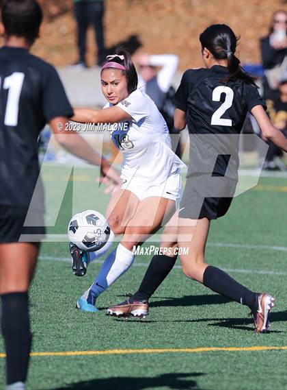 Thumbnail 2 in Archbishop Mitty vs. St. Mary's photogallery.