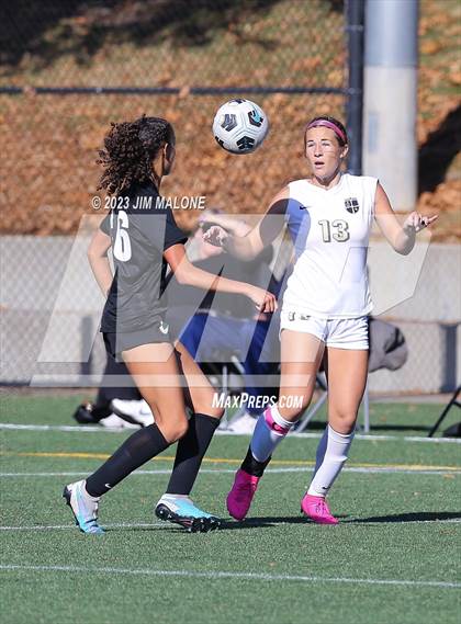 Thumbnail 3 in Archbishop Mitty vs. St. Mary's photogallery.