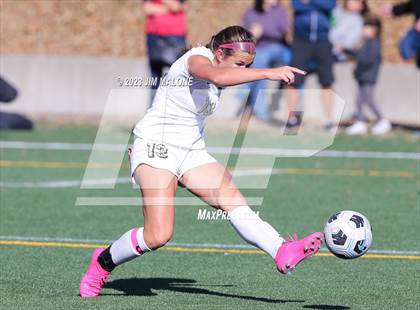 Thumbnail 2 in Archbishop Mitty vs. St. Mary's photogallery.