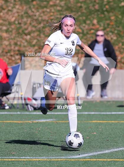 Thumbnail 2 in Archbishop Mitty vs. St. Mary's photogallery.