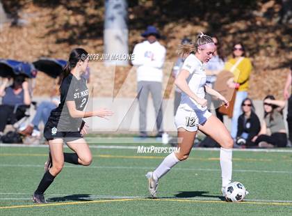 Thumbnail 3 in Archbishop Mitty vs. St. Mary's photogallery.