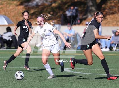 Thumbnail 2 in Archbishop Mitty vs. St. Mary's photogallery.