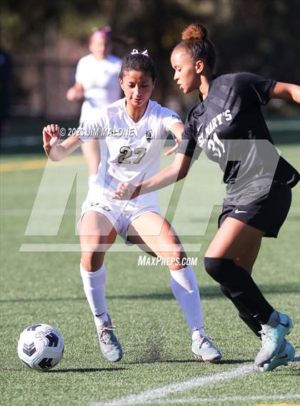 Thumbnail 2 in Archbishop Mitty vs. St. Mary's photogallery.