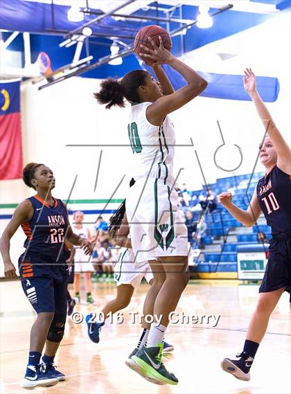 Thumbnail 3 in Anson @ Weddington photogallery.