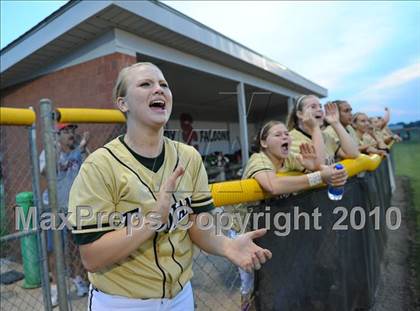 Thumbnail 3 in South Johnston vs South Central (NCHSAA 3A Playoffs) photogallery.