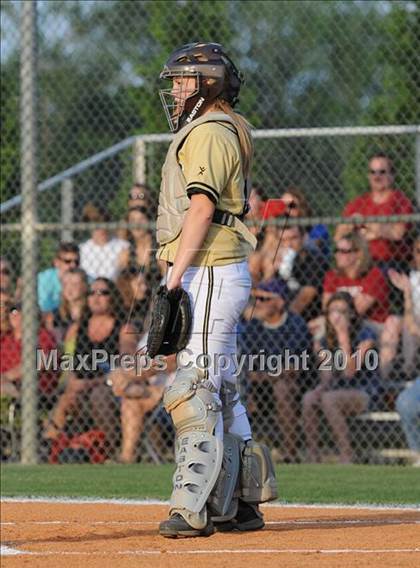 Thumbnail 2 in South Johnston vs South Central (NCHSAA 3A Playoffs) photogallery.