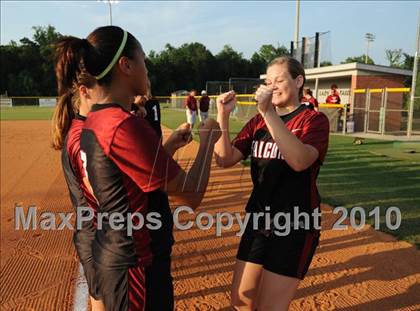 Thumbnail 3 in South Johnston vs South Central (NCHSAA 3A Playoffs) photogallery.