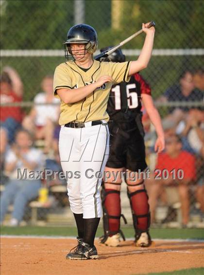 Thumbnail 2 in South Johnston vs South Central (NCHSAA 3A Playoffs) photogallery.