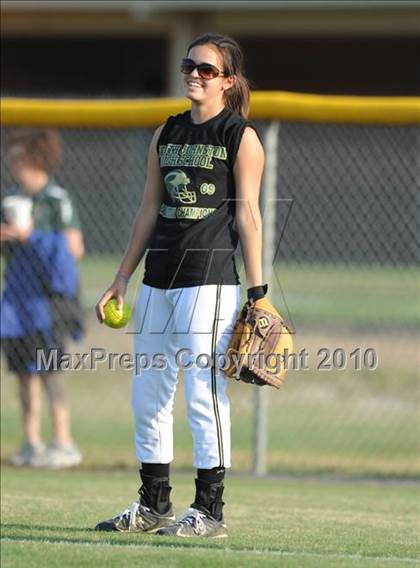 Thumbnail 2 in South Johnston vs South Central (NCHSAA 3A Playoffs) photogallery.