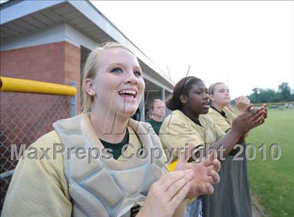 Thumbnail 1 in South Johnston vs South Central (NCHSAA 3A Playoffs) photogallery.