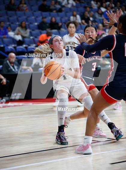 Thumbnail 3 in Brentwood School vs. Rancho Christian ( CIF SS DIVISION 1 FINAL ) photogallery.