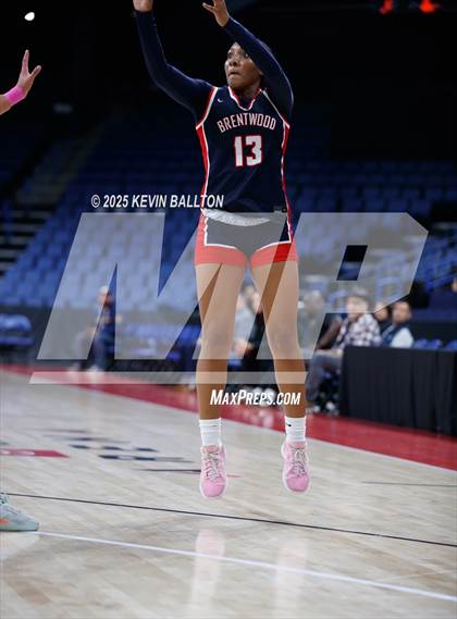 Thumbnail 2 in Brentwood School vs. Rancho Christian ( CIF SS DIVISION 1 FINAL ) photogallery.