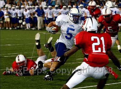 Thumbnail 3 in Colerain vs St. Xavier (Skyline Crosstown Showdown) photogallery.