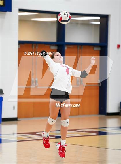 Thumbnail 2 in Plainfield @ Tri-West Hendricks photogallery.