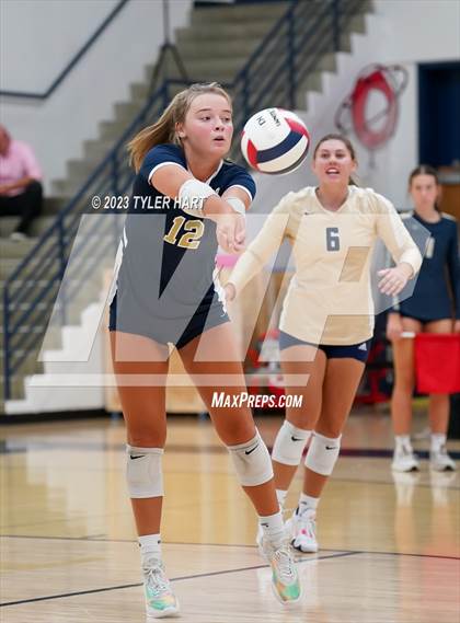 Thumbnail 1 in Plainfield @ Tri-West Hendricks photogallery.