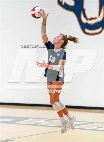 Thumbnail 2 in Plainfield @ Tri-West Hendricks photogallery.