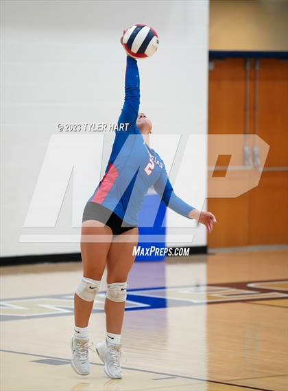 Thumbnail 3 in Plainfield @ Tri-West Hendricks photogallery.