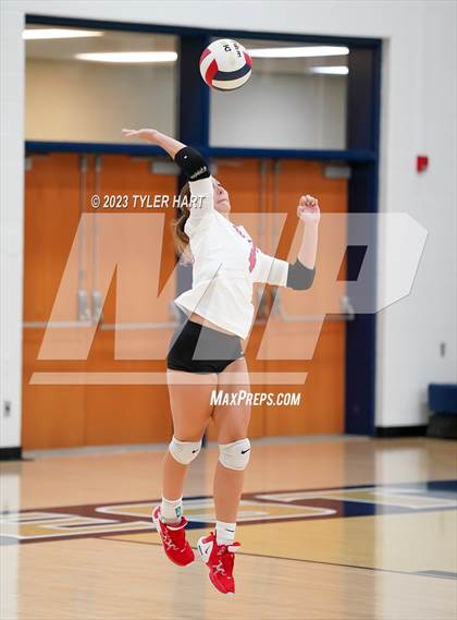 Thumbnail 3 in Plainfield @ Tri-West Hendricks photogallery.