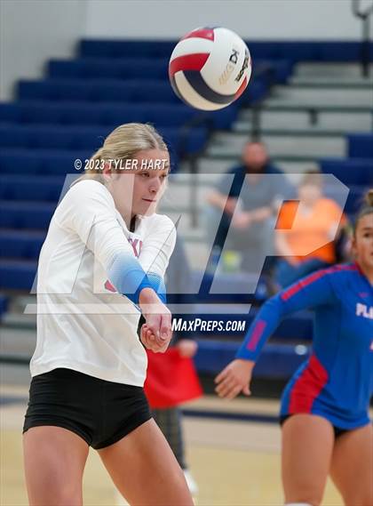 Thumbnail 2 in Plainfield @ Tri-West Hendricks photogallery.