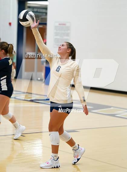 Thumbnail 2 in Plainfield @ Tri-West Hendricks photogallery.