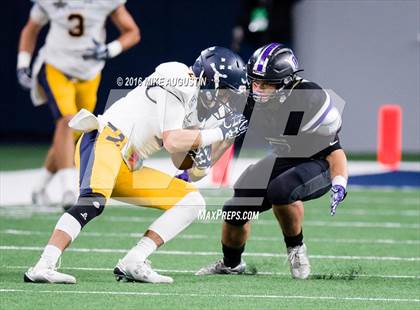Thumbnail 2 in Independence vs. Highland Park (UIL 5A D1 AREA PLAYOFF at The Star) photogallery.