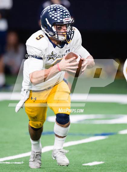 Thumbnail 2 in Independence vs. Highland Park (UIL 5A D1 AREA PLAYOFF at The Star) photogallery.