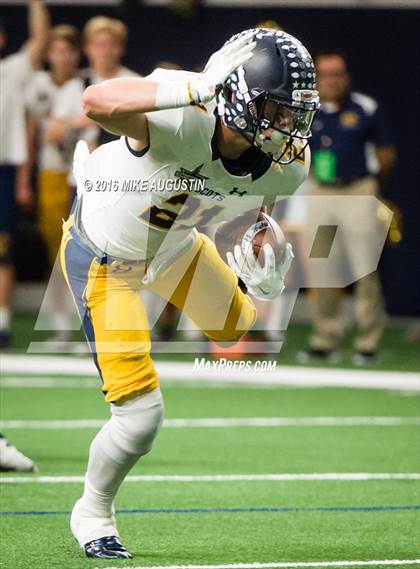Thumbnail 1 in Independence vs. Highland Park (UIL 5A D1 AREA PLAYOFF at The Star) photogallery.
