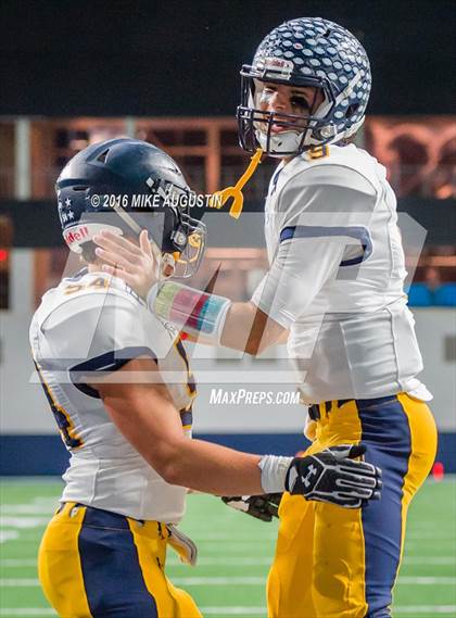 Thumbnail 1 in Independence vs. Highland Park (UIL 5A D1 AREA PLAYOFF at The Star) photogallery.