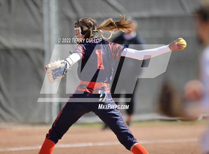 Thumbnail 2 in Brighton vs. Westlake (Bengal Bash) photogallery.