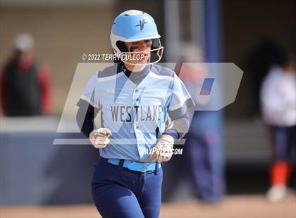 Thumbnail 3 in Brighton vs. Westlake (Bengal Bash) photogallery.