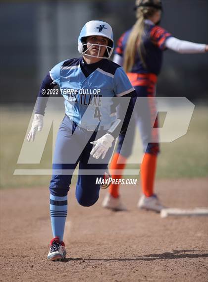 Thumbnail 1 in Brighton vs. Westlake (Bengal Bash) photogallery.