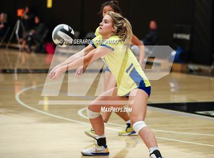 Thumbnail 3 in Amador Valley vs. Exeter (Stockton Classic) photogallery.
