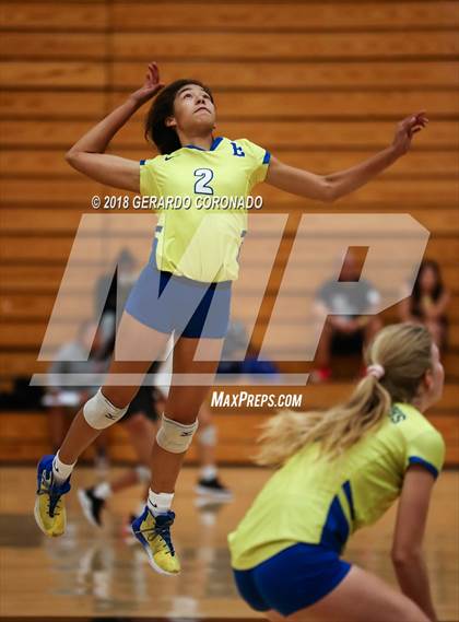 Thumbnail 3 in Amador Valley vs. Exeter (Stockton Classic) photogallery.