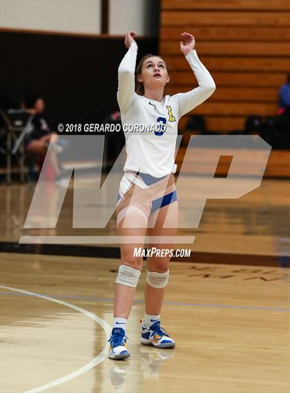Thumbnail 1 in Amador Valley vs. Exeter (Stockton Classic) photogallery.