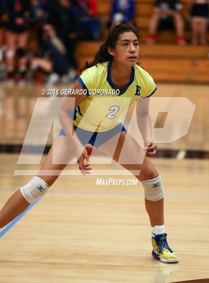 Thumbnail 3 in Amador Valley vs. Exeter (Stockton Classic) photogallery.