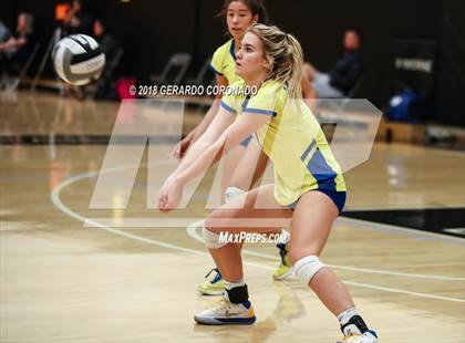 Thumbnail 2 in Amador Valley vs. Exeter (Stockton Classic) photogallery.