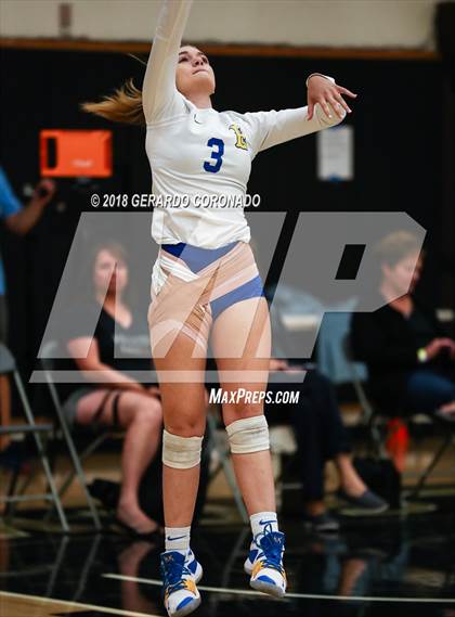 Thumbnail 3 in Amador Valley vs. Exeter (Stockton Classic) photogallery.