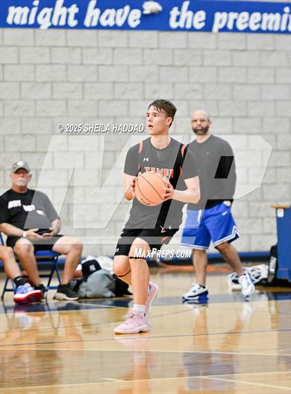 Thumbnail 1 in Countryside vs Skills Center Elite. (Hoopvibe - Preseason) photogallery.