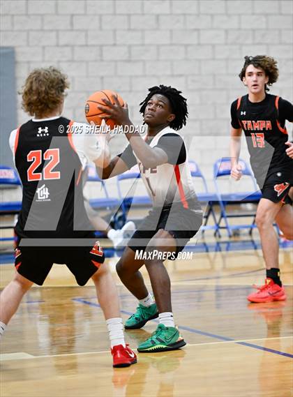 Thumbnail 2 in Countryside vs Skills Center Elite. (Hoopvibe - Preseason) photogallery.